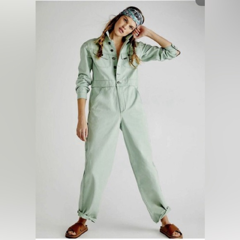 NWT Free People x Lee Denim Union-Alls Jumpsuit in Mint / Avocado Green (XS).